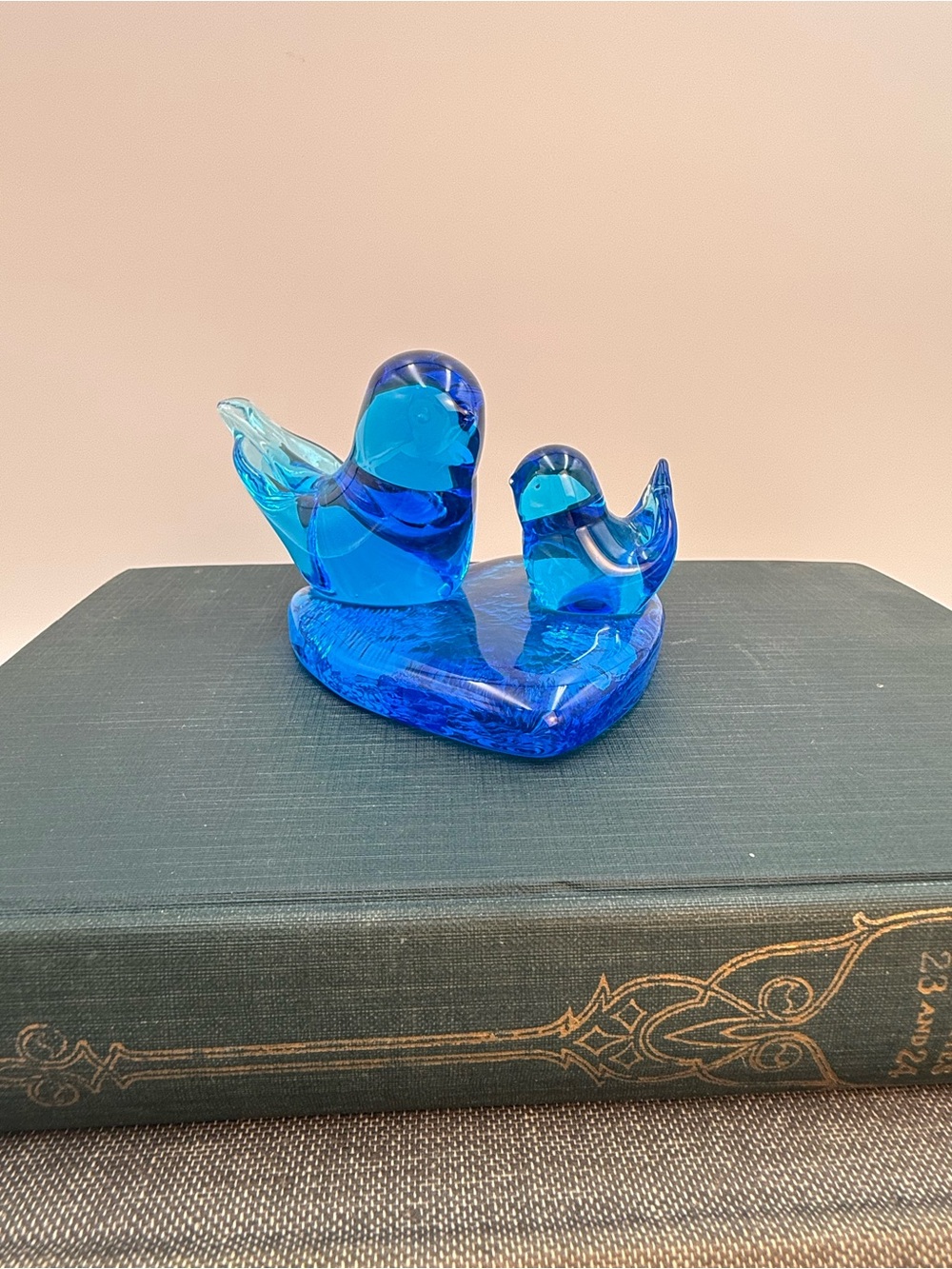 Vintage Blue Bird of Happiness Glass Birds On Heart Signed Leo Ward